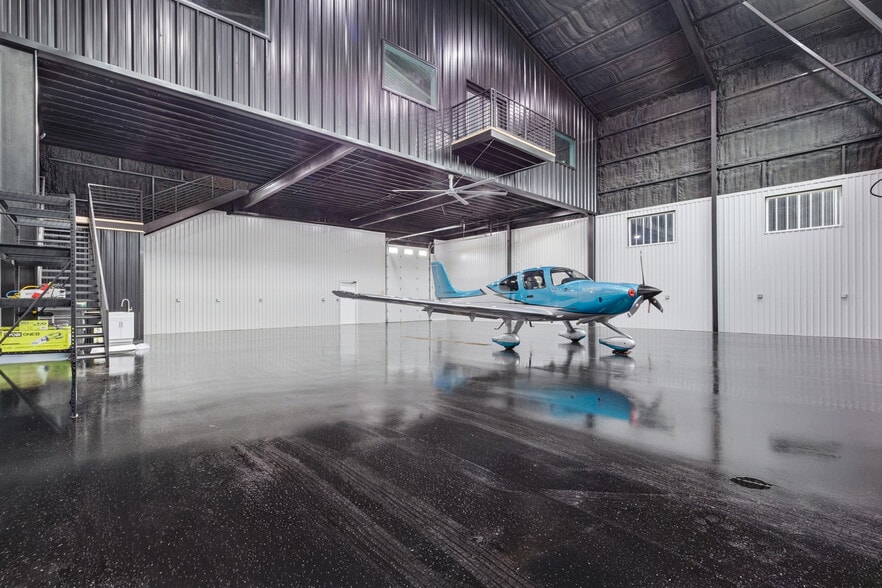 15850 Salado Airport Rd, Salado, TX for sale - Building Photo - Image 2 of 13