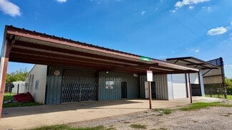 More details for 4060 Interstate 35 N, Natalia, TX - Retail for Sale