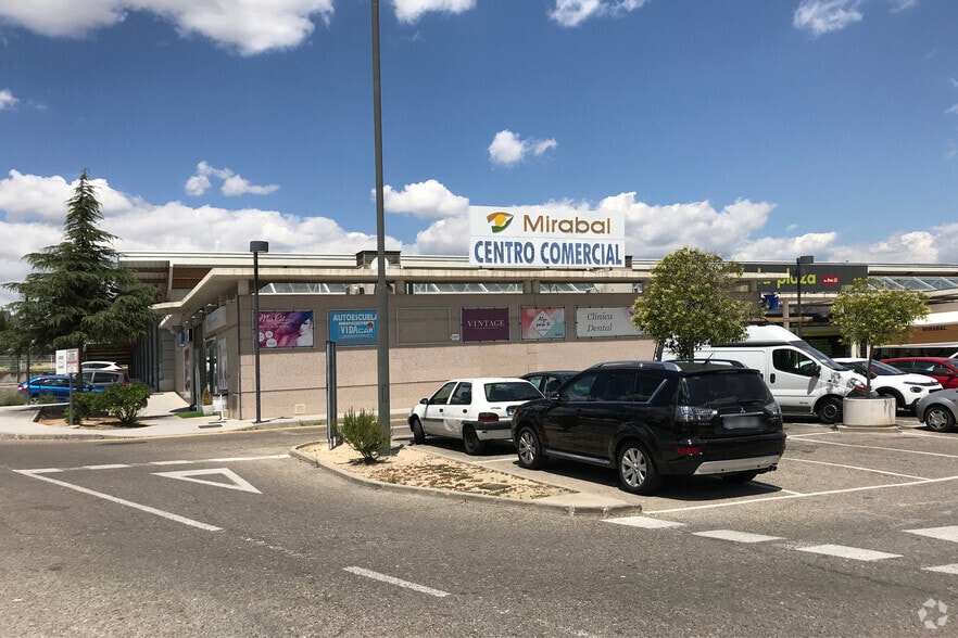 Calle Monte Amor, 2 D, Boadilla del Monte, Madrid for lease - Building Photo - Image 2 of 5