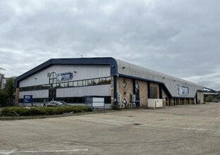 75 Bugsbys Way, London for sale Building Photo- Image 2 of 2