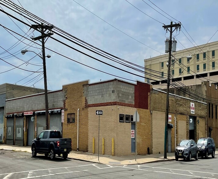 78-84-79-83 Frelinghuysen Ave, Newark, NJ for lease - Building Photo - Image 1 of 7