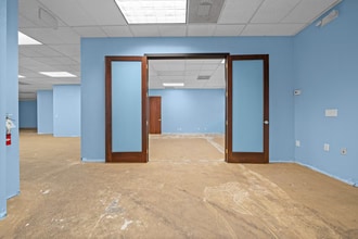 5885 Central Ave, Saint Petersburg, FL à louer Photo intérieure- Image 2 de 6