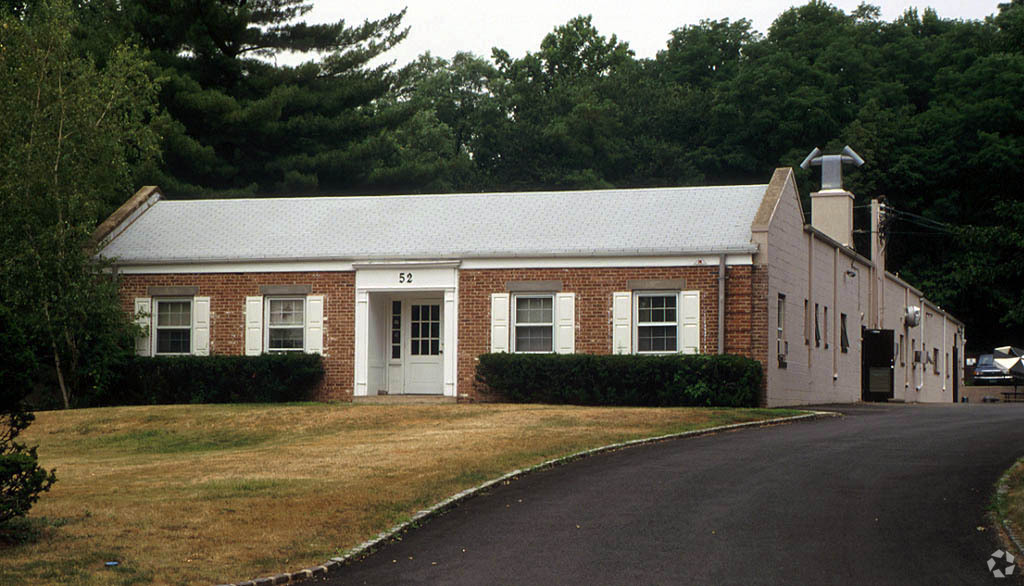 52 Horsehill Rd, Cedar Knolls, NJ à louer Photo principale- Image 1 de 5