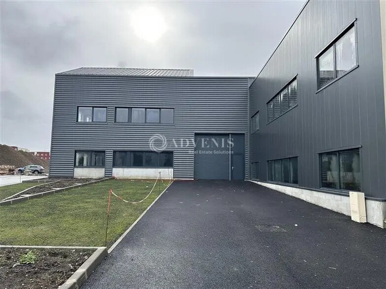 Local d'activités dans Tourcoing à vendre - Photo du bâtiment - Image 2 de 11