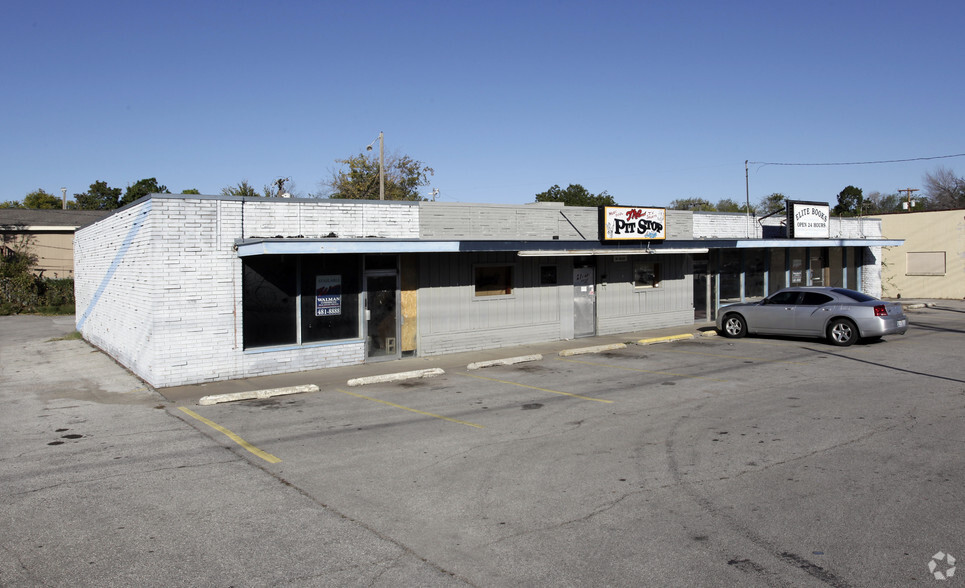 812-818 S Sheridan Rd, Tulsa, OK à louer - Photo principale - Image 1 de 2