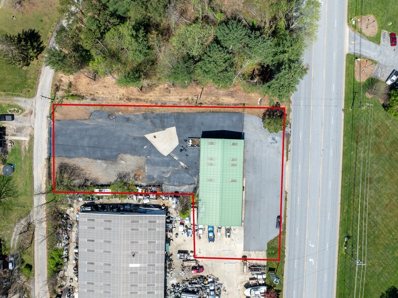 2997 Spartanburg Hwy, East Flat Rock, NC for sale - Building Photo - Image 2 of 26