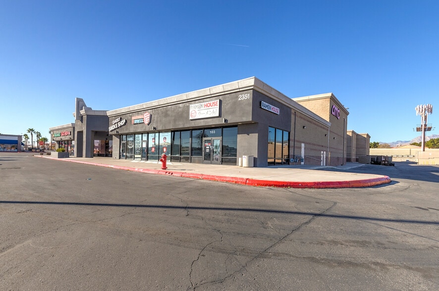 2341 N Rainbow Blvd, Las Vegas, NV for lease - Primary Photo - Image 1 of 6