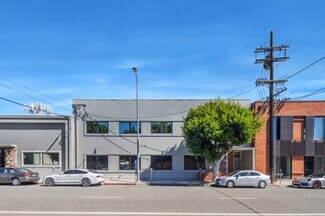 Plus de détails pour 2230 S Barrington Ave, Los Angeles, CA - Local d'activités à louer