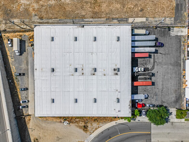 13360 Molette St, Santa Fe Springs, CA for sale - Building Photo - Image 2 of 13