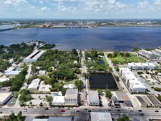 Plus de détails pour 106-108 8th St E, Bradenton, FL - Terrain à vendre