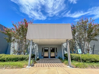 More details for 108 Commercial Cir, Conroe, TX - Office for Lease