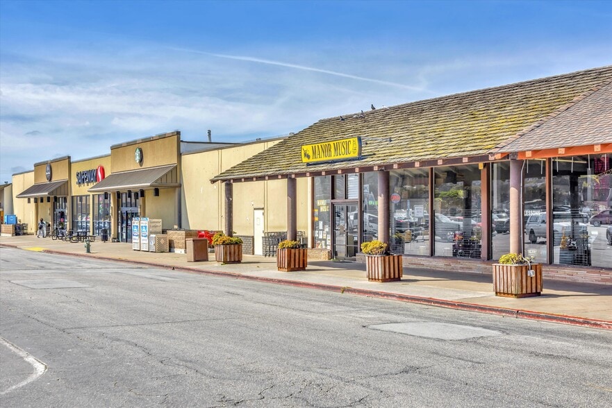 460 Manor, Pacifica, CA for lease - Primary Photo - Image 1 of 1
