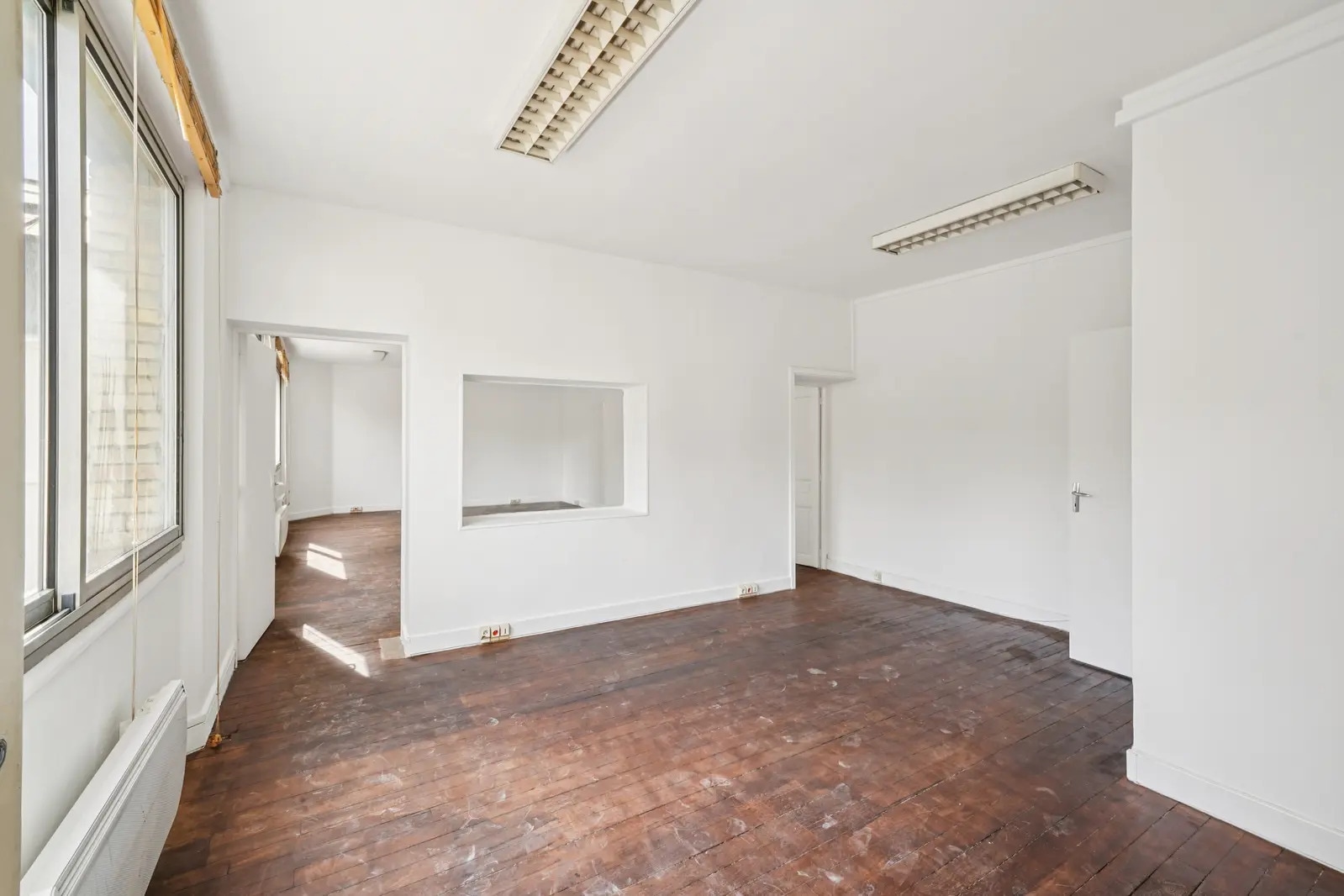 20 Rue Marx Dormoy, Paris for sale Interior Photo- Image 1 of 39