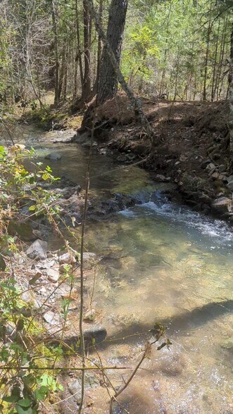 2999 Speaker Rd, Wolf Creek, OR à vendre - Vidéo sur l’inscription commerciale - Image 2 de 23