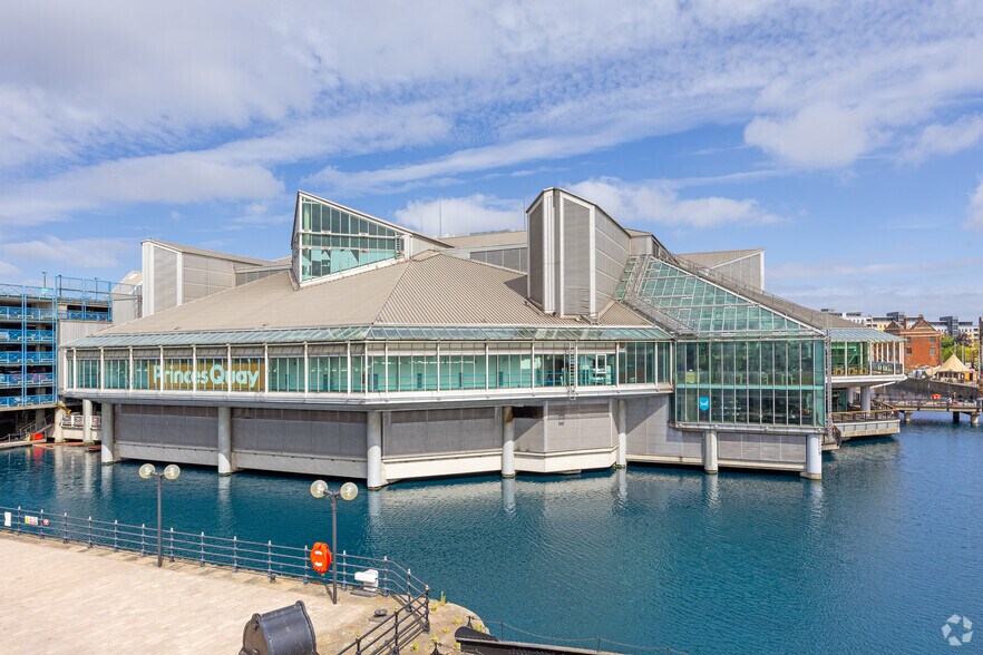Princes Dock St, Hull à louer - Photo du bâtiment - Image 3 de 7