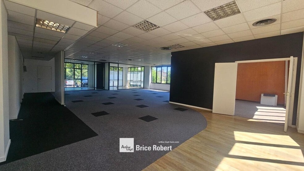 18 Avenue Charles De Gaulle, Saint Didier Au Mont D Or à vendre - Photo intérieure - Image 3 de 11