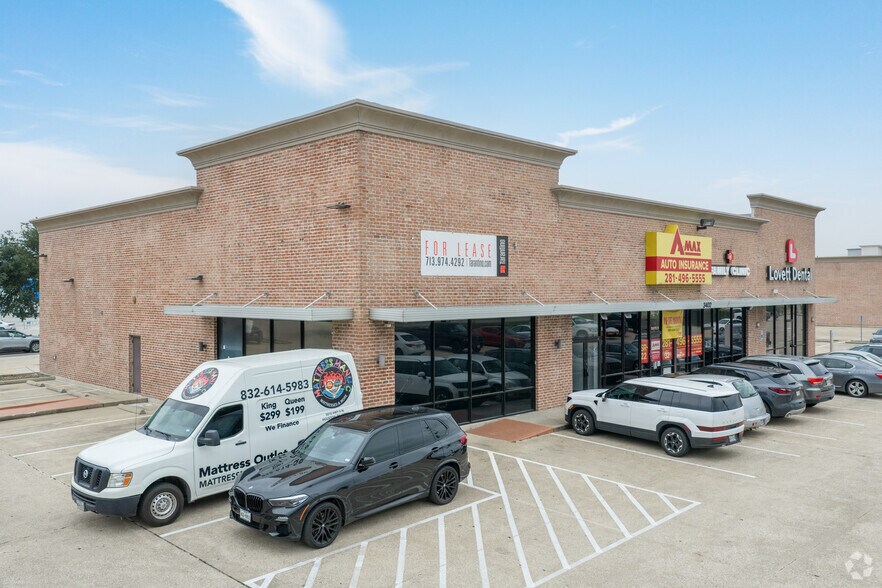 3402 Hwy 6, Houston, TX à louer - Photo du bâtiment - Image 1 de 11