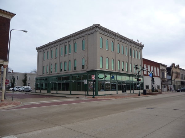 600 S Main St, Elkhart, IN à louer - Photo du bâtiment - Image 3 de 34