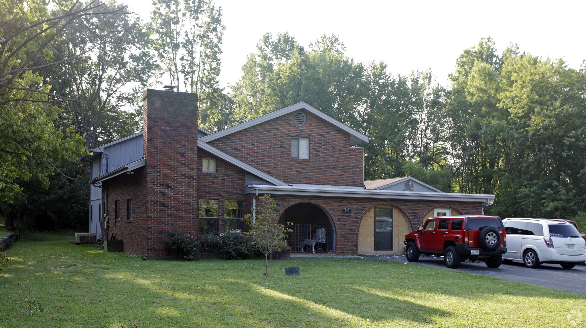 223 Sharon Dr, Pigeon Forge, TN for sale Primary Photo- Image 1 of 10