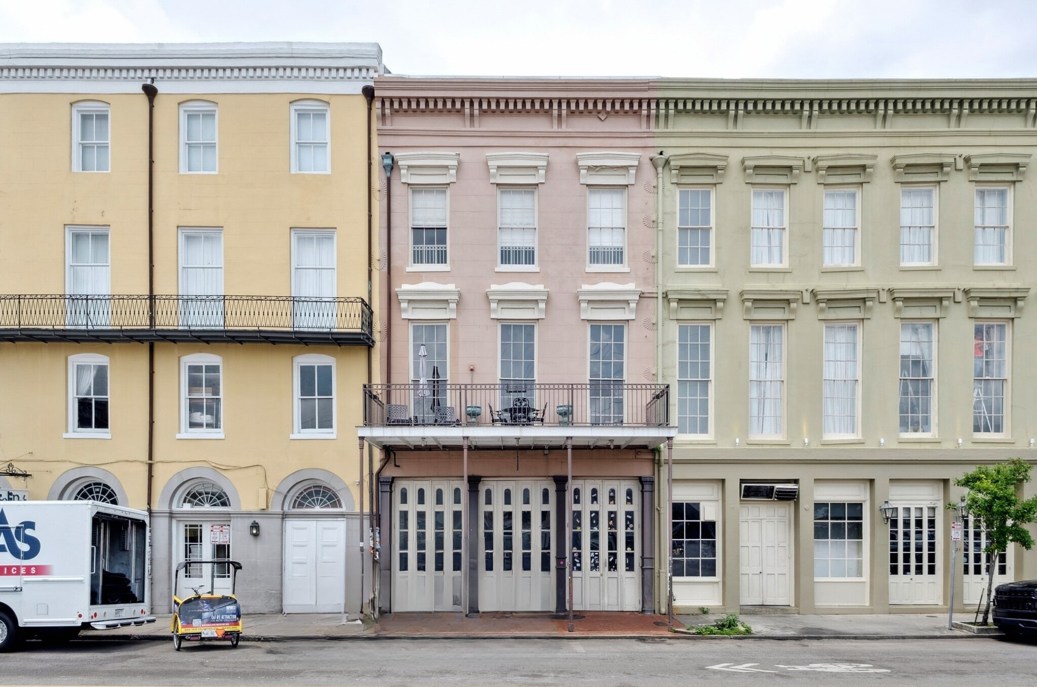 311 N Peters St, New Orleans, LA à louer Photo du bâtiment- Image 1 de 10