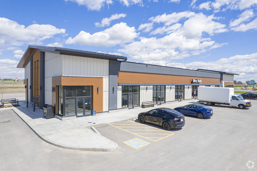 258 Northridge Drive Okotoks, Okotoks, AB for lease - Building Photo - Image 2 of 4