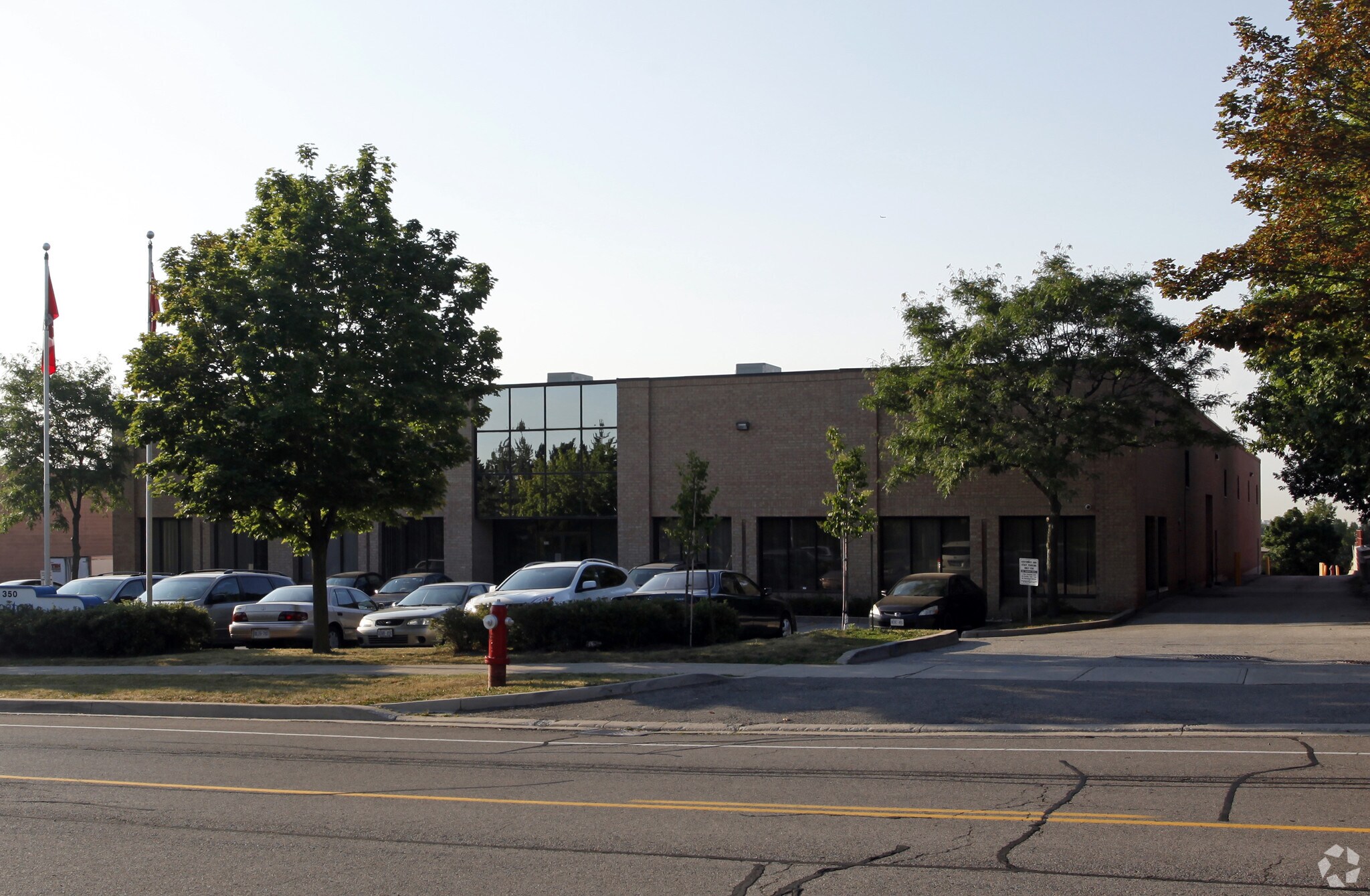 350 Traders Blvd E, Mississauga, ON à vendre Photo principale- Image 1 de 1