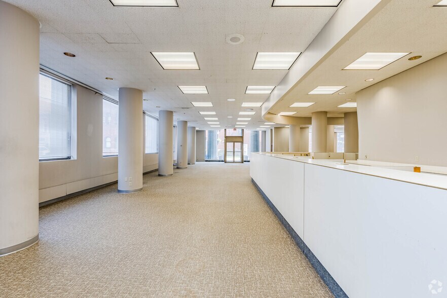 229 W Main St, Clarksburg, WV à vendre - Photo intérieure - Image 2 de 34