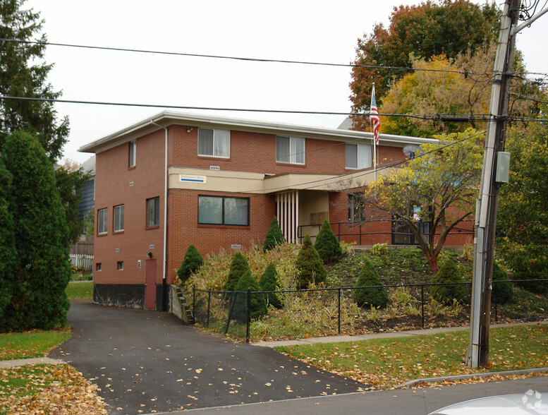 211 Tompkins St, Syracuse, NY for sale - Primary Photo - Image 1 of 2