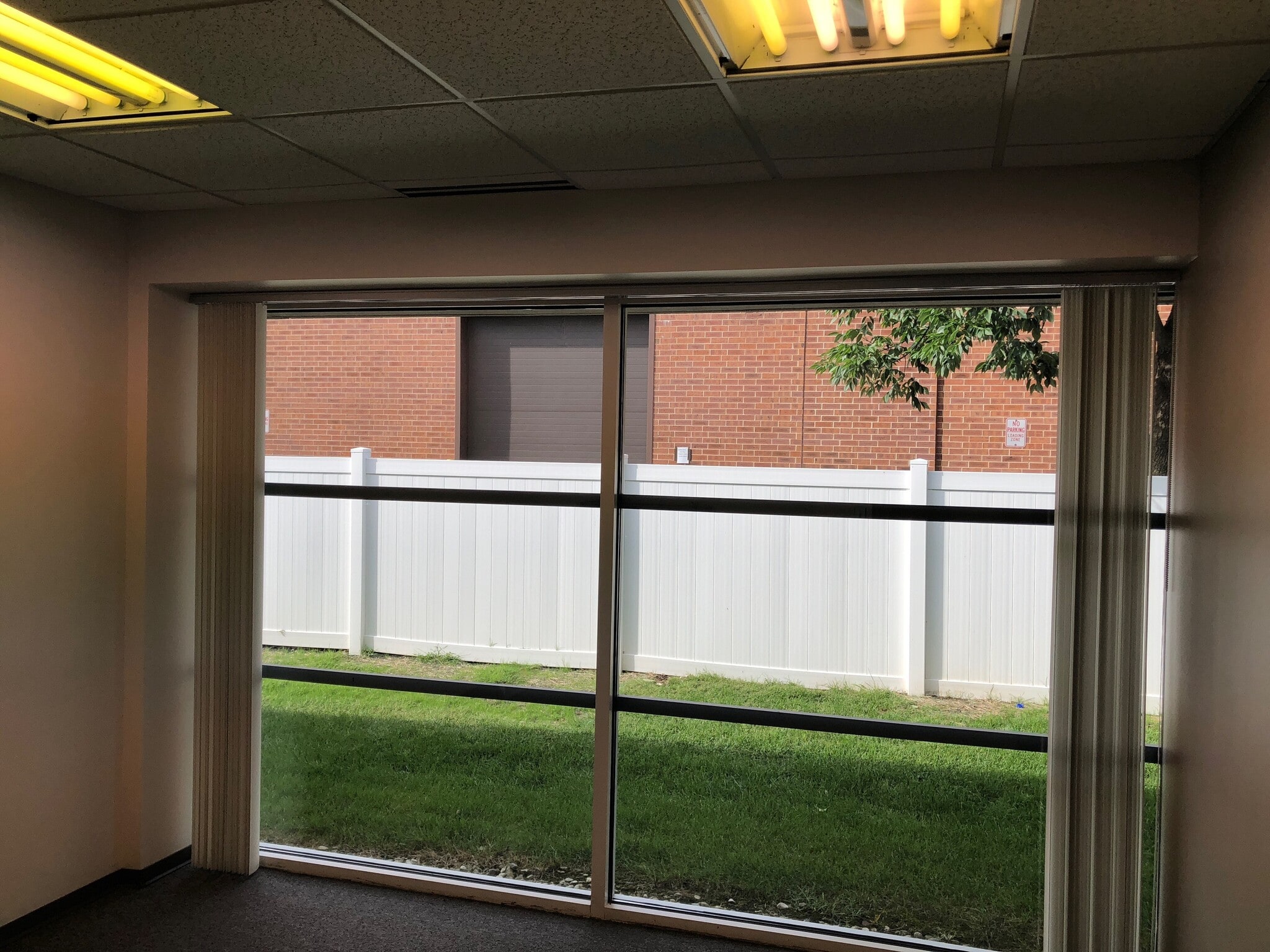 1320 Tower Rd, Schaumburg, IL for lease Interior Photo- Image 1 of 1