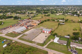 Plus de détails pour 8208 Apollo Dr, Joshua, TX - Industriel à louer