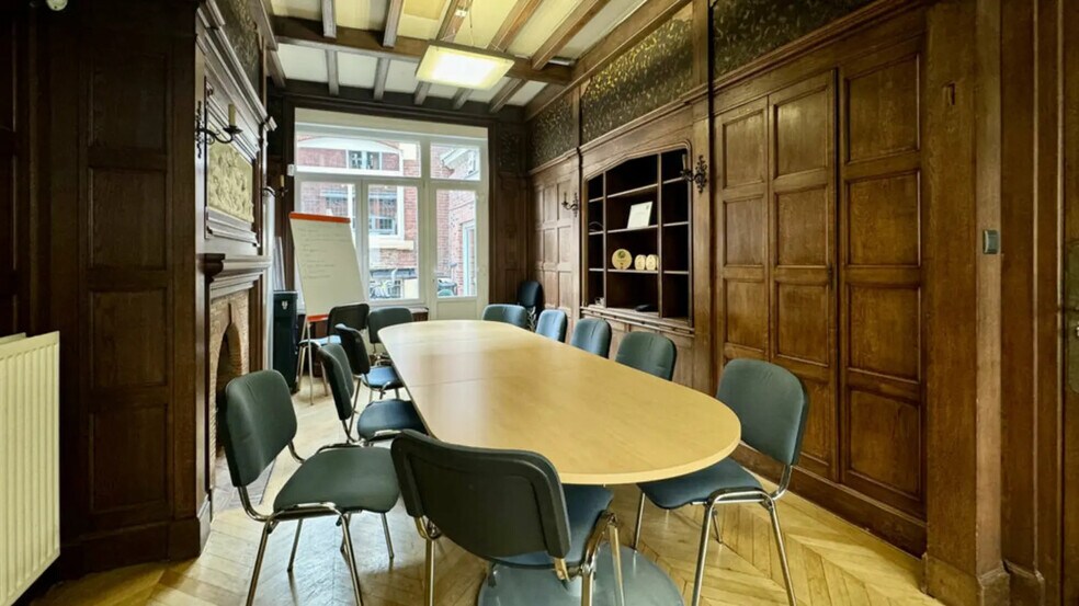 Bureau dans Lille à vendre - Photo du bâtiment - Image 3 de 12