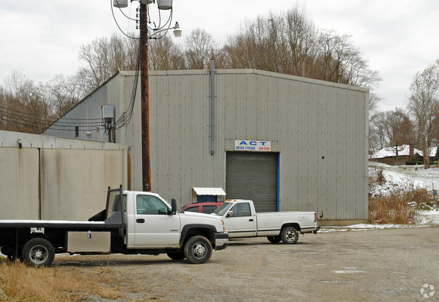 6250C Grand Central Ave, Vienna, WV for sale - Primary Photo - Image 1 of 2