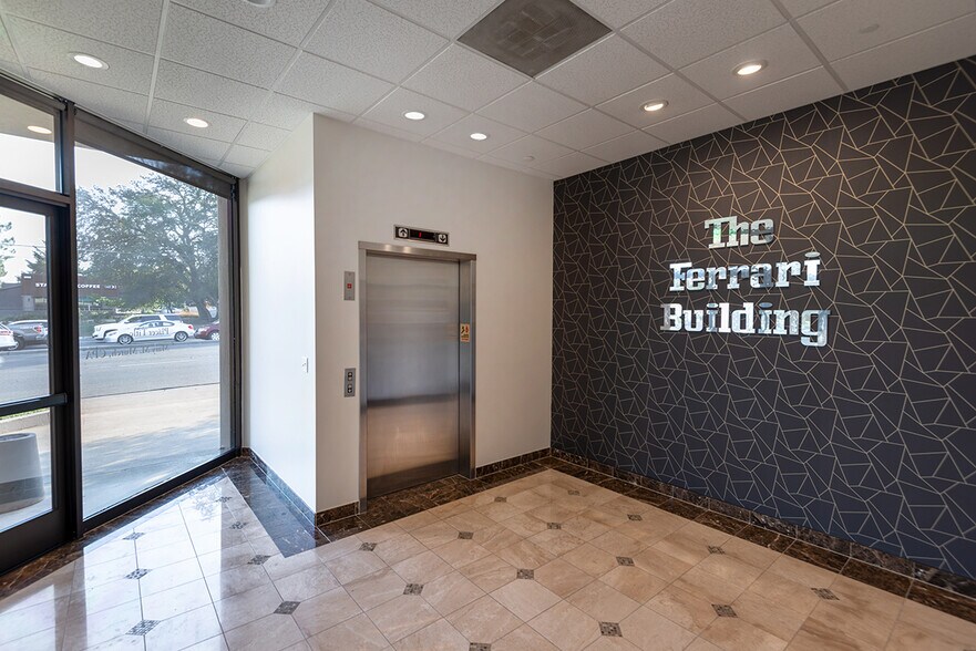 11707 Fair Oaks Blvd, Fair Oaks, CA à louer - Photo intérieure - Image 3 de 9