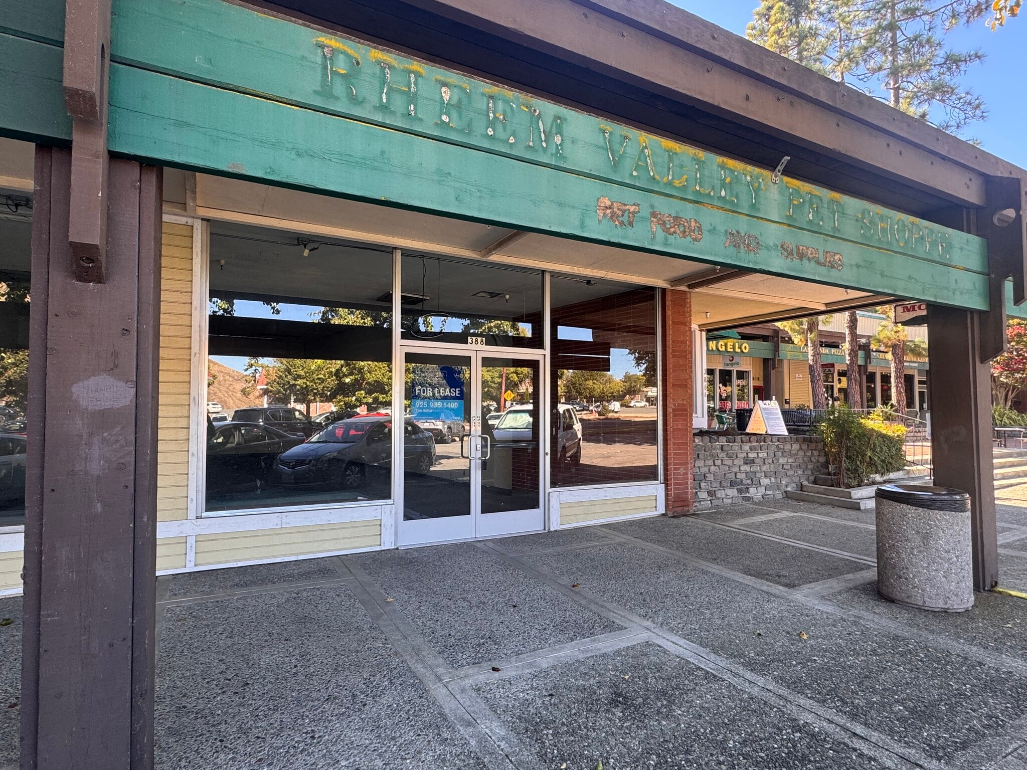 360-580 Park Blvd, Moraga, CA for lease Building Photo- Image 1 of 4