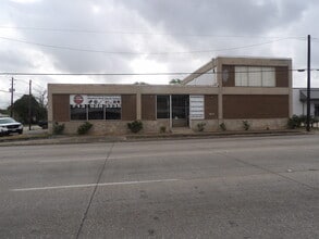 1812 Wayside Dr, Houston, TX for lease Interior Photo- Image 2 of 40