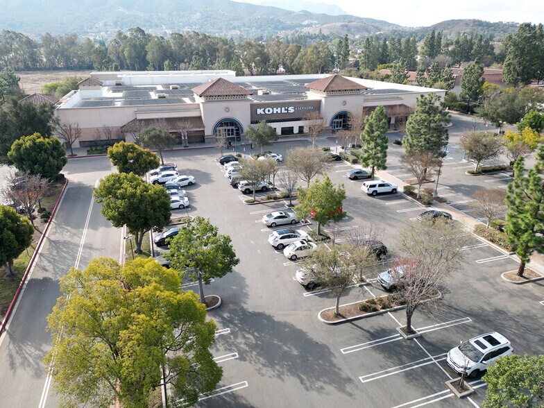 SW Newbury Road & Kelly Rd, Thousand Oaks, CA à louer - Aérien - Image 3 de 15