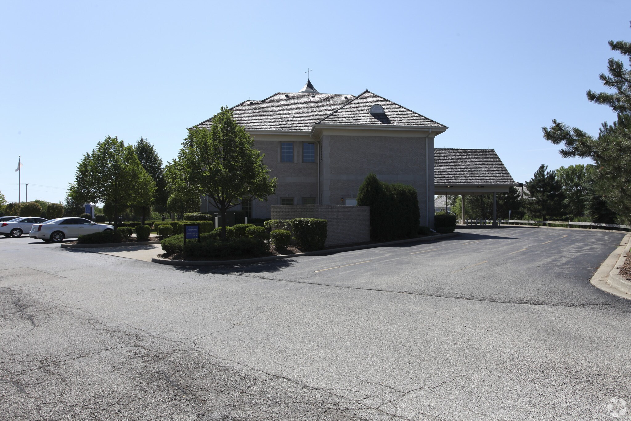 444 N Rand Rd, North Barrington, IL à louer Photo principale- Image 1 de 4