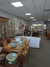 2015-2021 Ridge Rd, Homewood, IL for lease Interior Photo- Image 2 of 3