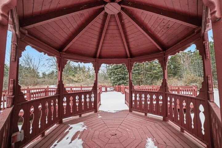 11239 N Loomis Rd, Clare, MI à vendre - Photo du bâtiment - Image 3 de 25