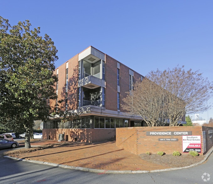 1850 E 3rd St, Charlotte, NC for lease - Primary Photo - Image 1 of 8