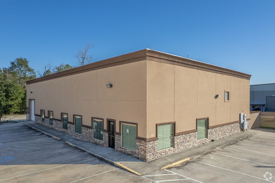 27316 Spectrum Way, The Woodlands, TX for sale - Building Photo - Image 3 of 12