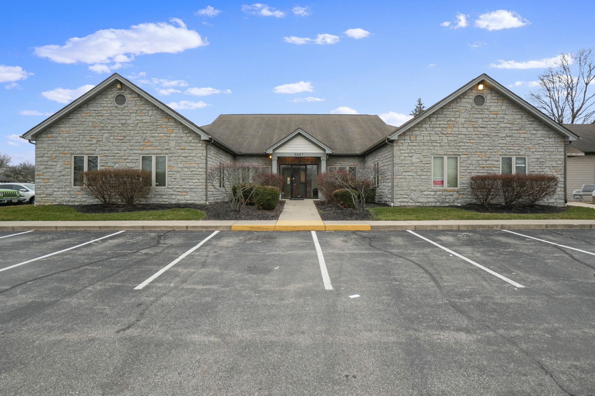 5957-6011 Cleveland Ave, Columbus, OH for lease Primary Photo- Image 1 of 10