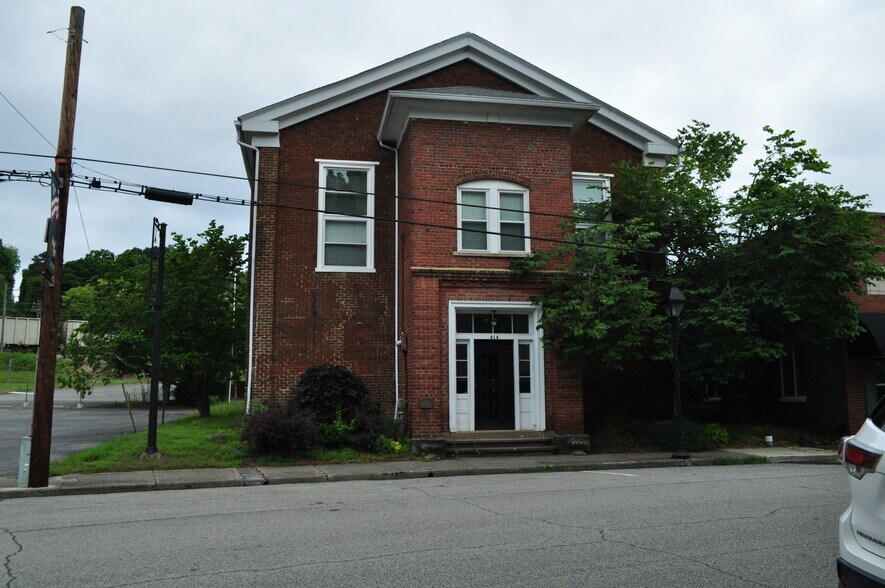 414 Wharf St, Loudon, TN à vendre - Photo du bâtiment - Image 2 de 26