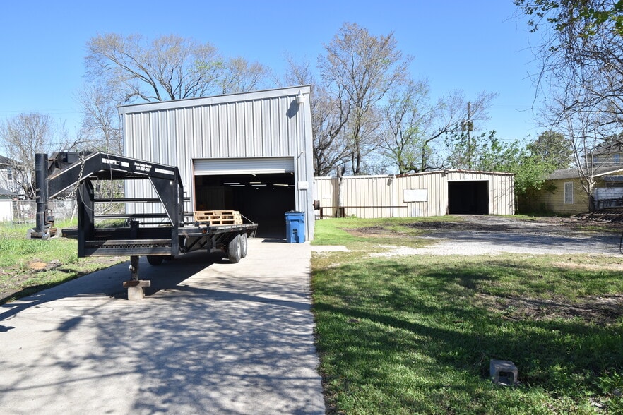 2201 Chamberlain St, Houston, TX for sale - Primary Photo - Image 1 of 14