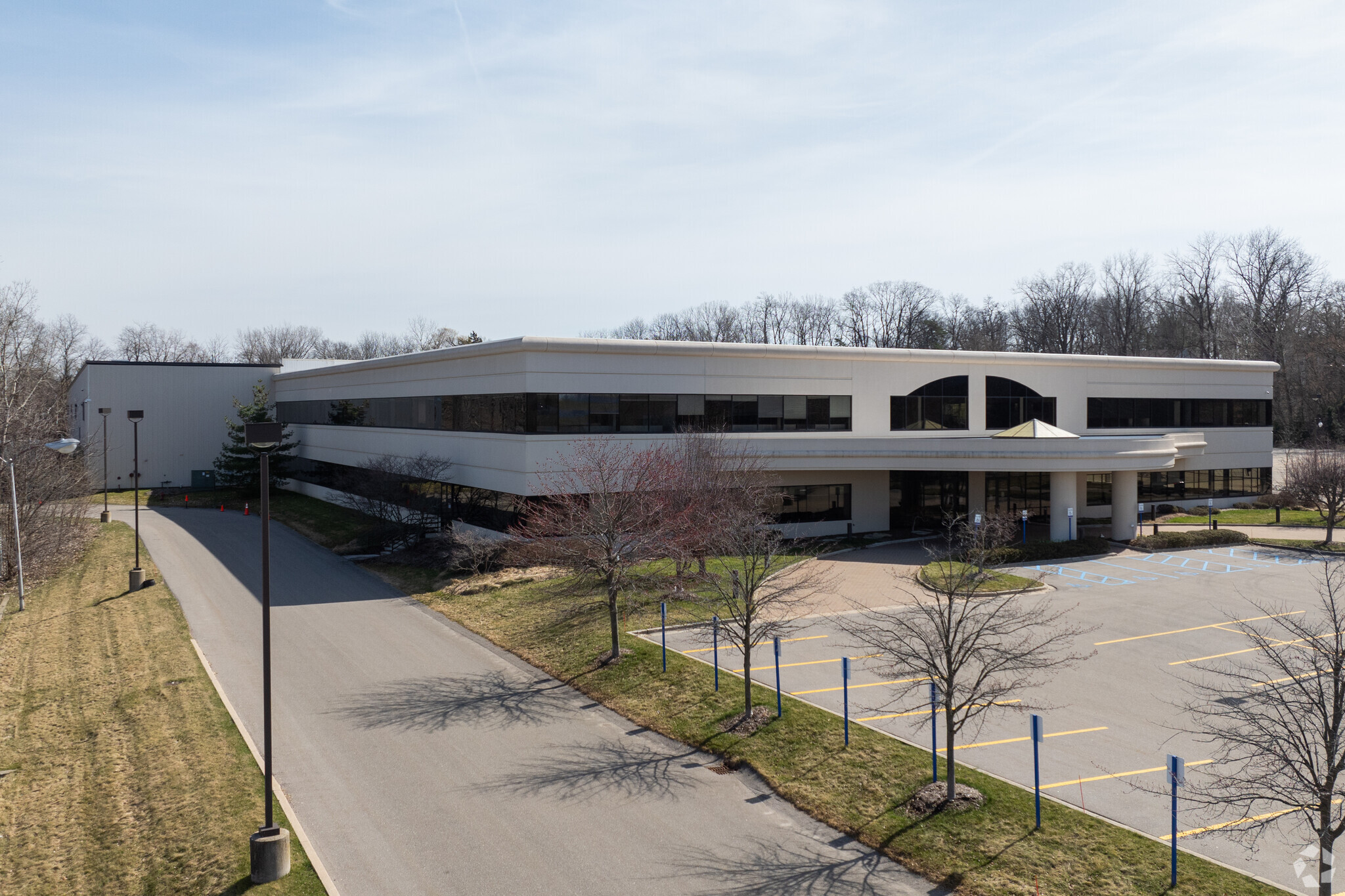 500 Plymouth Ave NE, Grand Rapids, MI for lease Primary Photo- Image 1 of 6