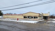 705-707 N Main St, Brillion WI - Entrepôt