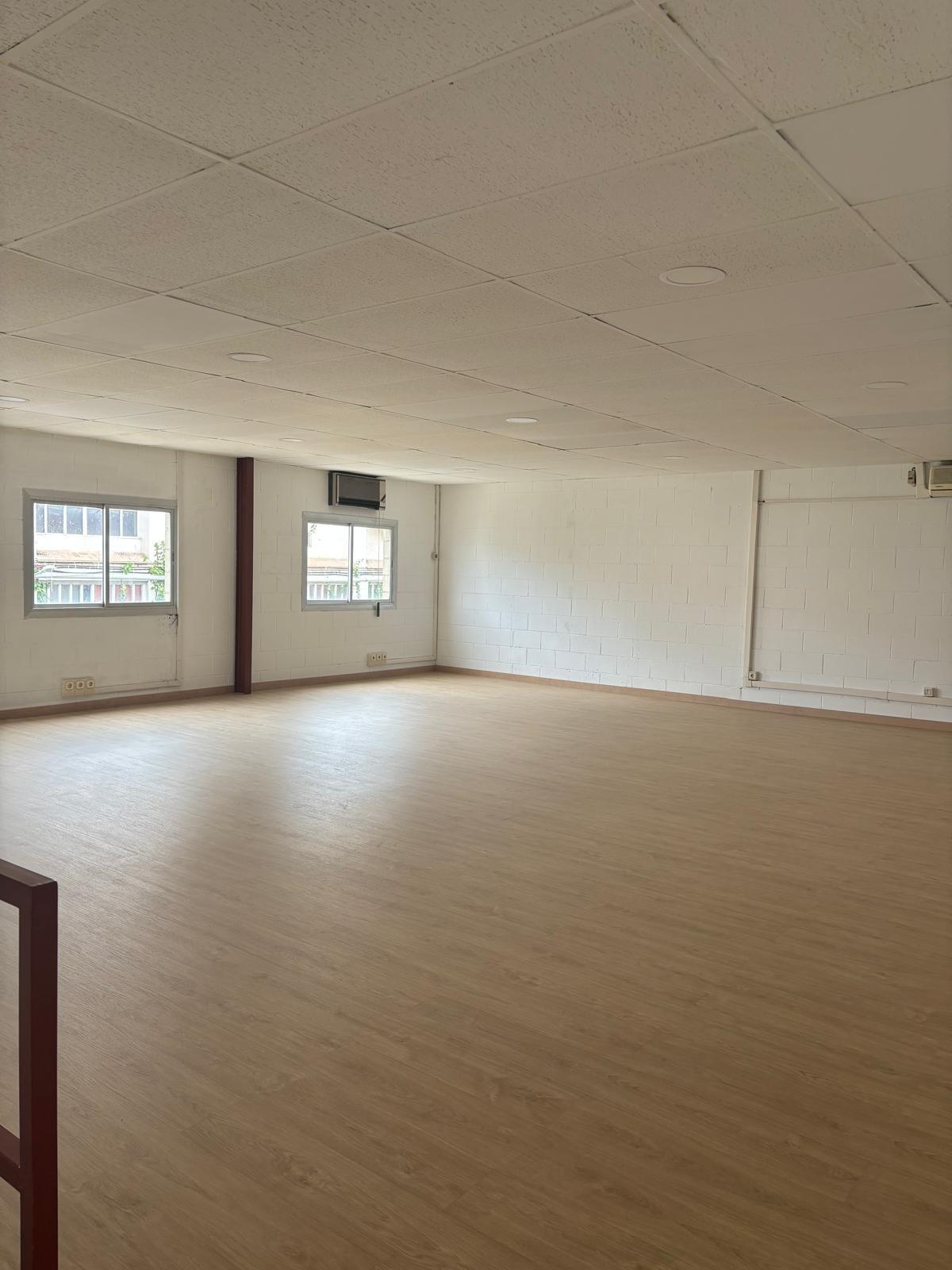 Carrer de Josep Anselm Clavé, 15, L'Hospitalet de Llobregat, Barcelona à louer Photo intérieure- Image 1 de 1