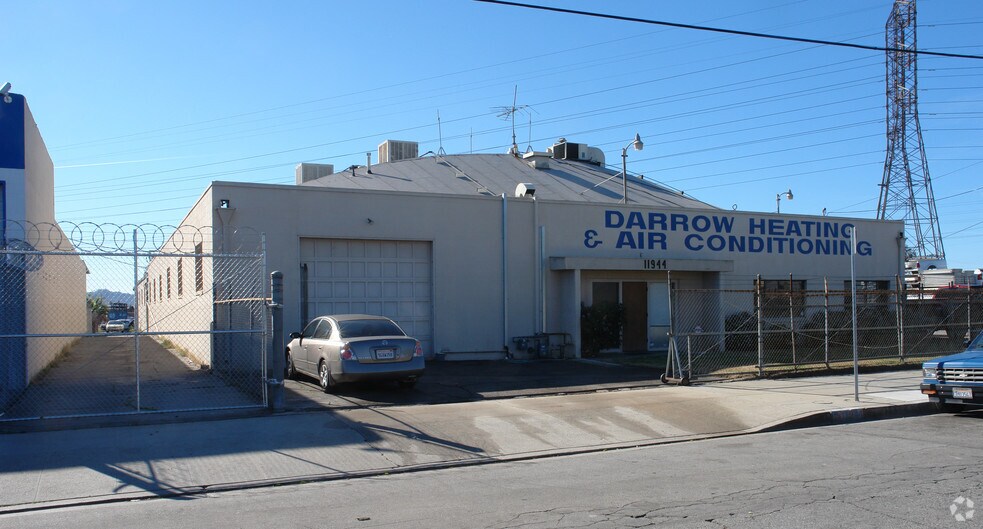 11944 Valerio St, North Hollywood, CA à louer - Photo du bâtiment - Image 1 de 8