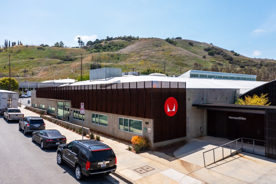 3641 S Holdrege Ave, Los Angeles, CA for lease - Building Photo - Image 2 of 13