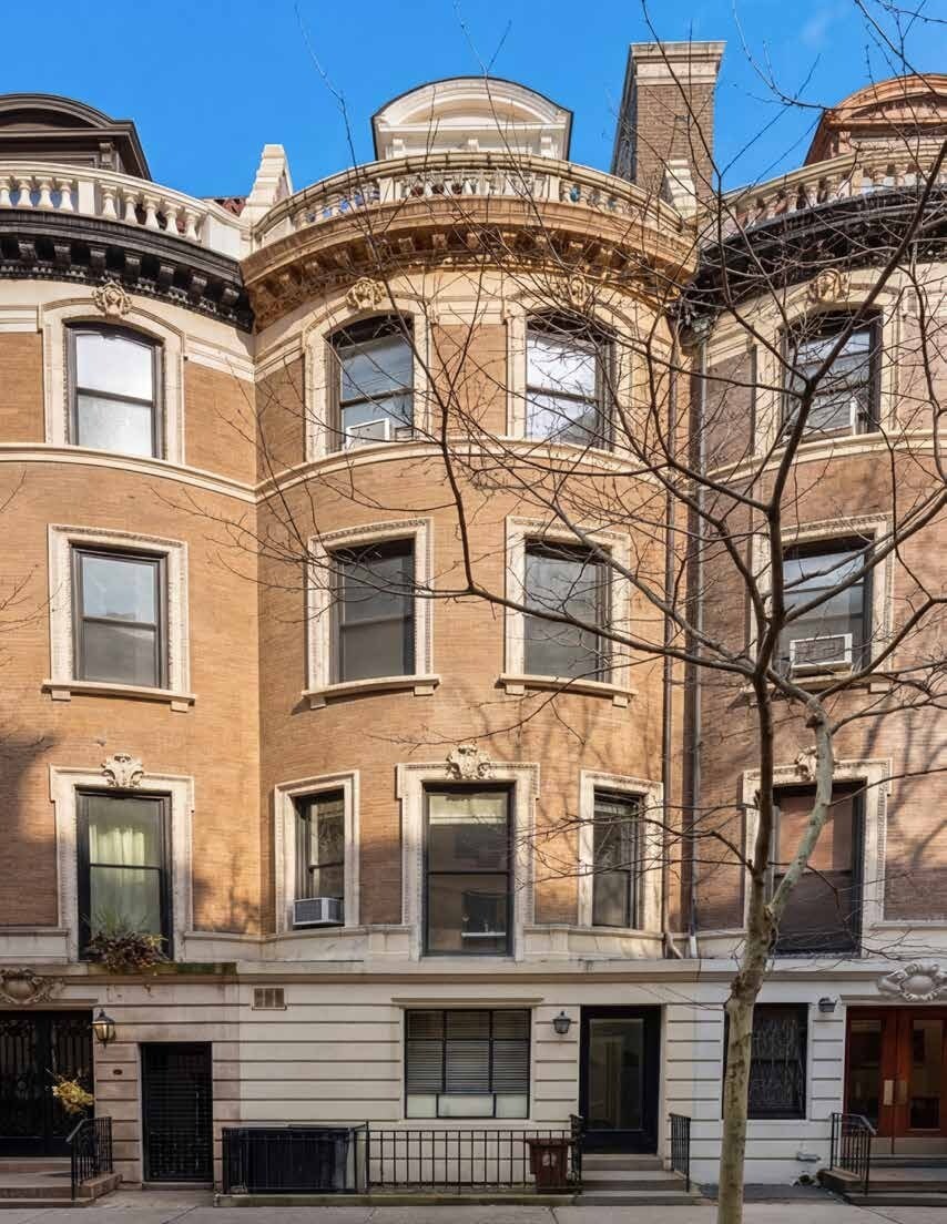 311 W 84th St, New York, NY à vendre Photo du bâtiment- Image 1 de 8